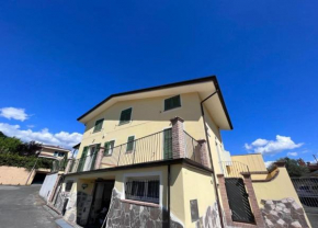 Casa Valentina, casa intera vicino al mare Carrara